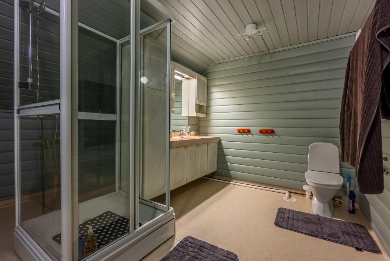 A unique seafront Villa in the heart of Lofoten Bostad Extérieur photo